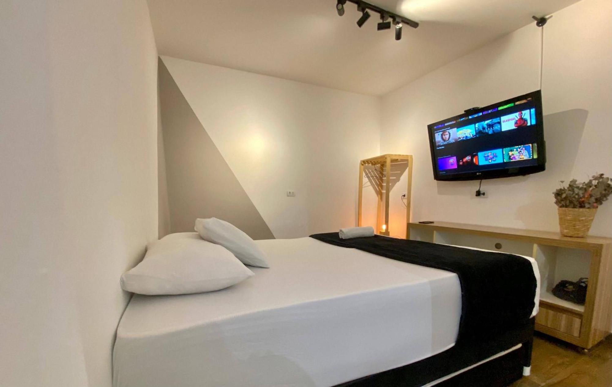 Studios E Quartos Privativos Na Chacara Santo Antonio Сан-Пауло Экстерьер фото