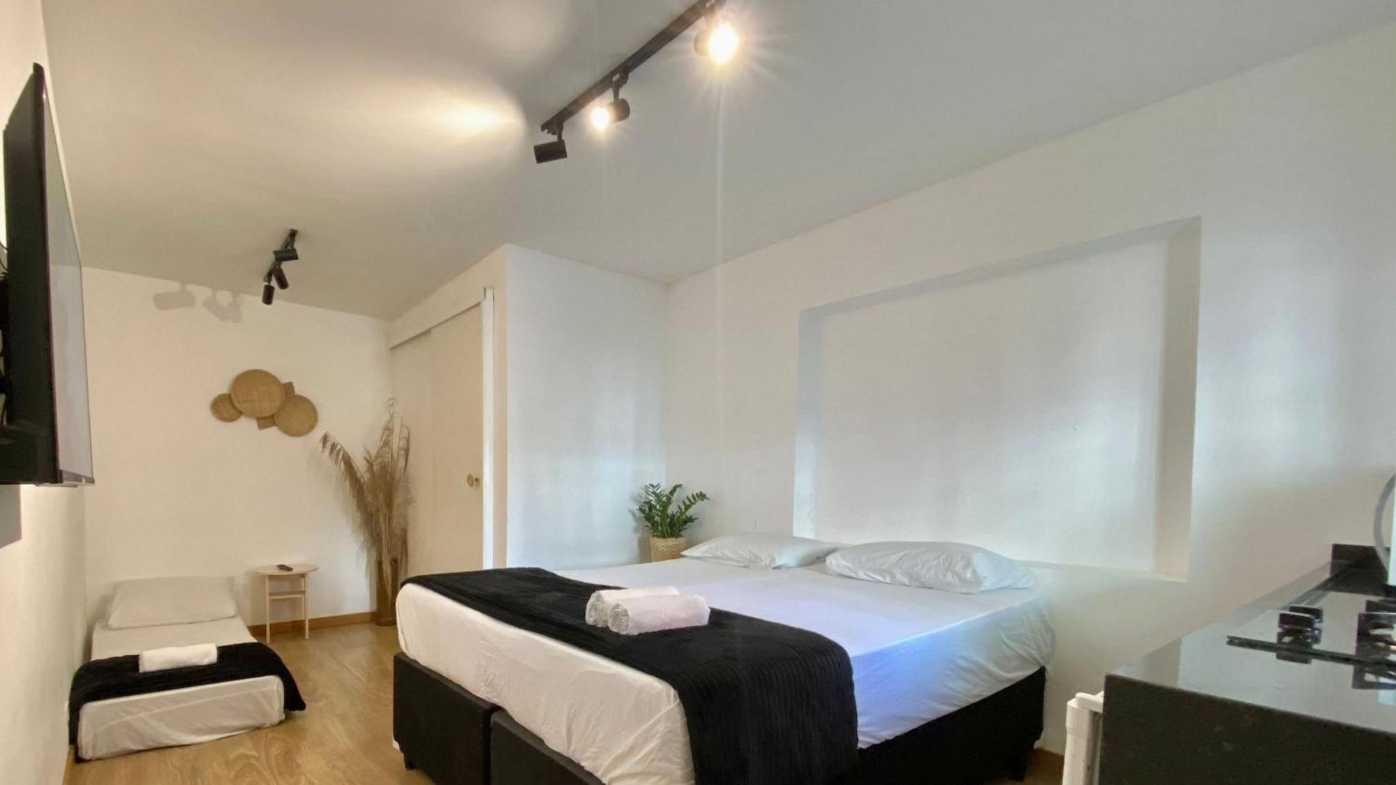 Studios E Quartos Privativos Na Chacara Santo Antonio Сан-Пауло Экстерьер фото